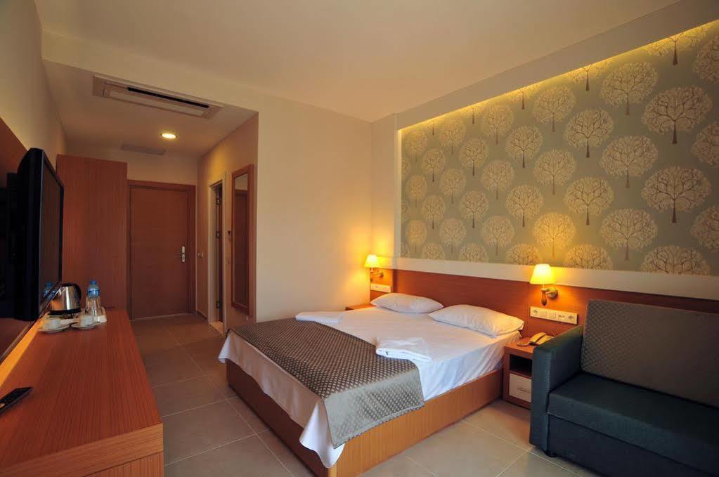 Dilekagaci Boutique Hotel And Beach Ortakentyahşi Exterior foto