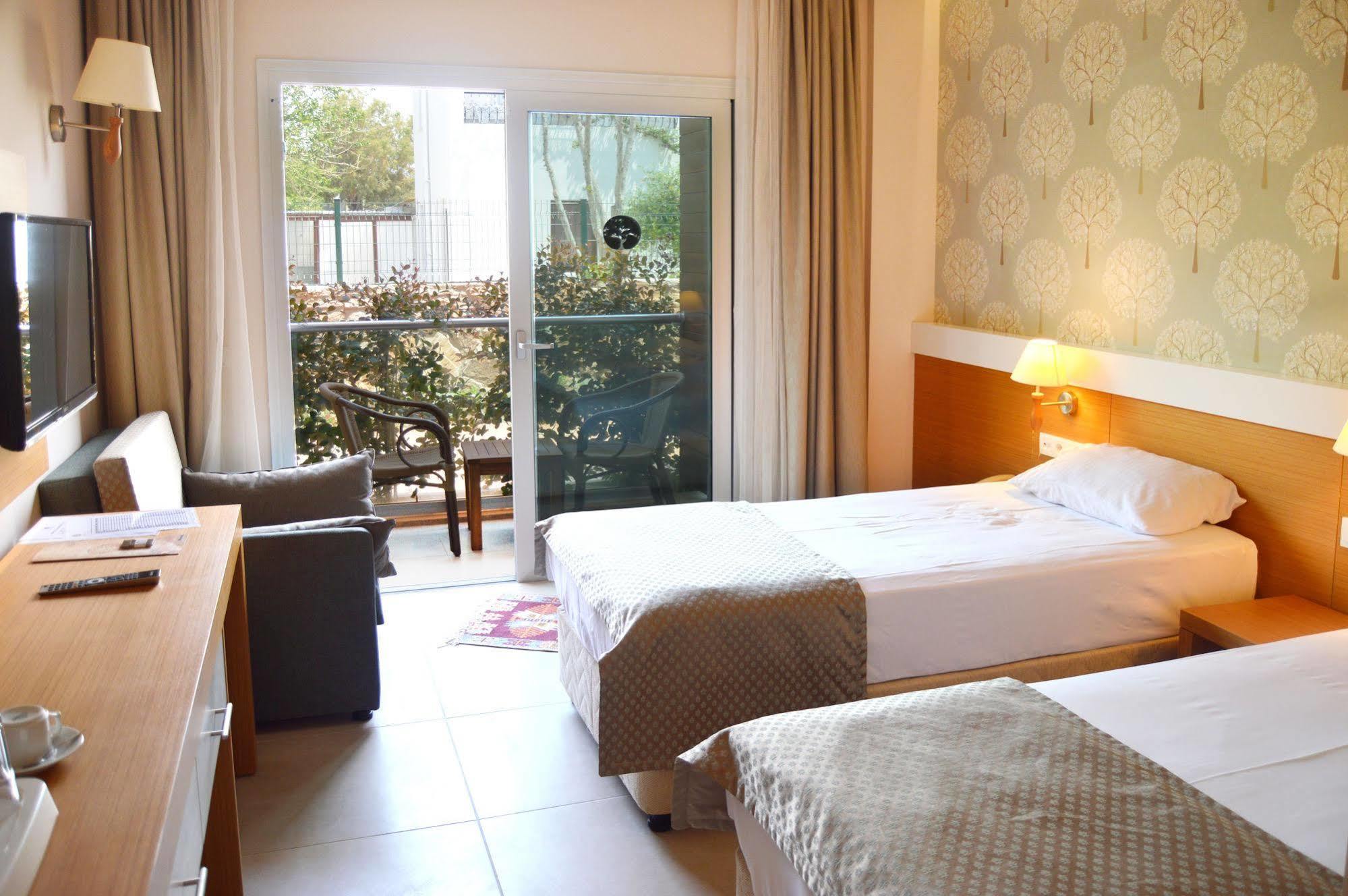 Dilekagaci Boutique Hotel And Beach Ortakentyahşi Exterior foto