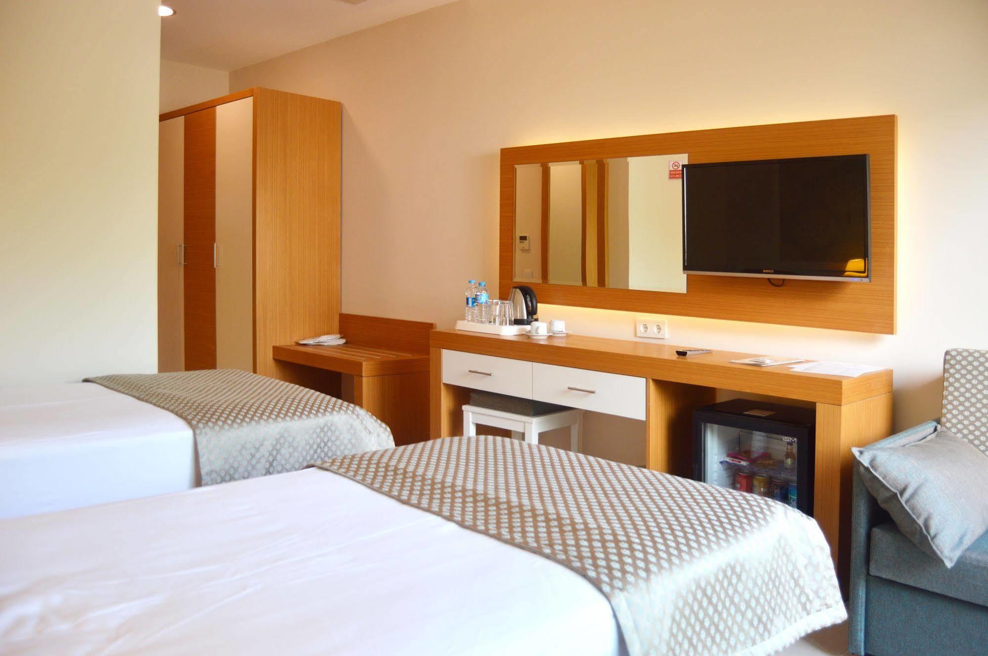 Dilekagaci Boutique Hotel And Beach Ortakentyahşi Exterior foto